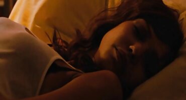 Crvenokosa shmara dlakave talijanke dobiva Žestoko od tvrdog penisa u nježnoj maca