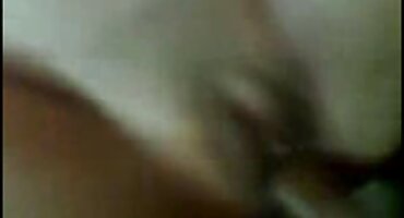 Mulat je odgodio fotografiranje s milfom dlakave starke i jebeno je