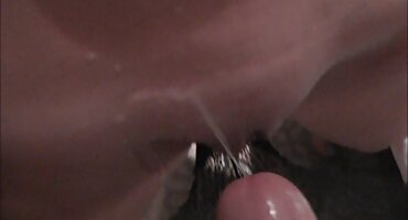 Maskirani pljačkaš udario porno video dlakave je u tvrdi kurac okrutnog domaćina