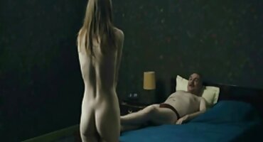 Brat fucks dvije lijepe i vitke sestre dlakave cure gole