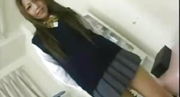 Pijane studentice popiškile su se i jebeno u dupe na zabavi dlakave zene porno