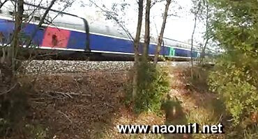 Muž i žena spriječili su svađu s jebanjem u dlakaveporno maca