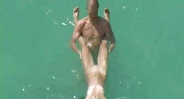 Mariana Rose dlakave talijanke jebanje s bratom muža na njegov zahtjev