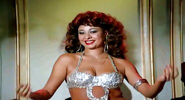 Muževi su razmijenili svoje lijepe žene dlakavi porno na Svingeri Gangbang