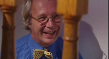 Prsata crnac s intimnom frizurom dlakave matorke porno masturbira kuće na kameru