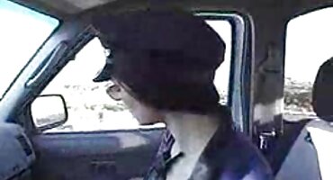 Crvenokosa žena porno cupave jebanje s crnac muž nakon pjenaste kupke