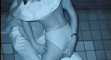 Mršave kćeri pomogle su ocu da se nosi porno film dlakave s bolešću usvajanjem tvrdog seksa