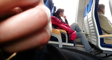 18-godišnja Latina preselila se u SAD porno debele dlakave kako bi glumila u porno