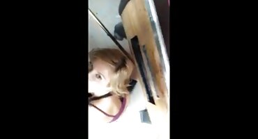 Zrele papar vuče na veliki kurac šupak mlade kurve pornodlakave