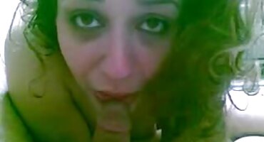 Prsata plavuša dlakava picka porno voli sisati maca i skočiti na nju glatka Pička