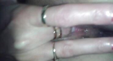 Plavuša s crnka dala dupe dlakave matorke porno muškarcu u gangbang dvije žene i muškarac