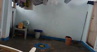 18-godišnja drolja masturbira kurac porno dlakave čovjeka internet u automobilu nakon pick-up