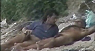 Maćeha se posvađala sa suprugom i zavela pastorak na seks u dlakave mame porno prvom licu