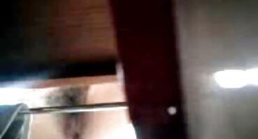 Luksuzni Moore je pokazao donje rublje prijatelja i jahao njegov dlakave starke penis