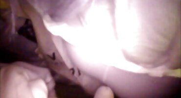 Tri lesbian dlakave matorke porno jebanje sa seks-igračke