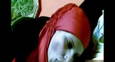 Djevojka je otkazala dlakave mame porno snimanje za tvrdi jebeni