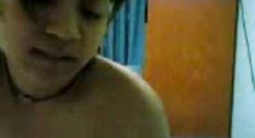 Zrela porno dlakave crnka prevario rogonja s crnim muškarcem na očima